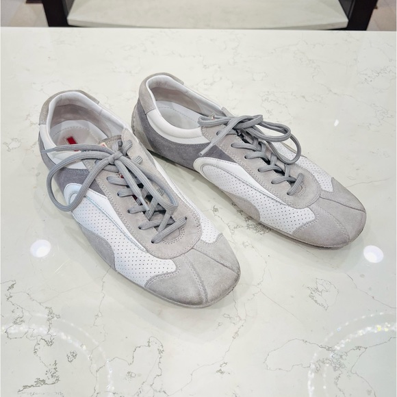 Prada, white, gray and silver men’s sneakers 👟, size 8.5 - Picture 3 of 11